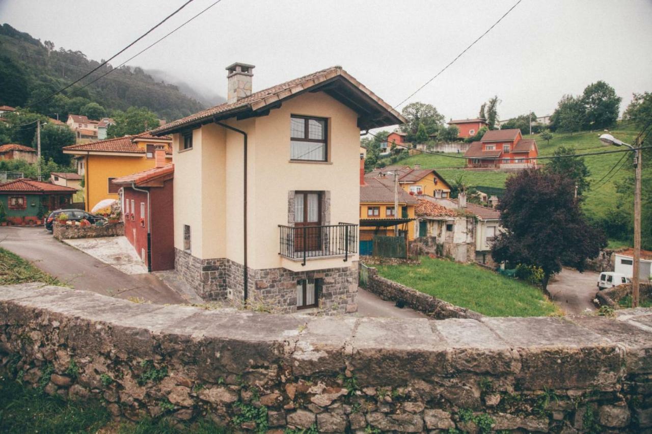 La Casina Lejlighed Onís Eksteriør billede